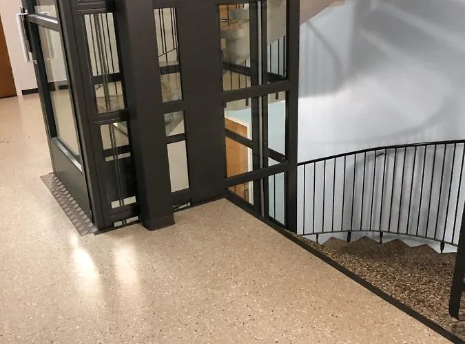 Super Easy To Airport/hki , Full Aptment Max 4ppl Apartment *